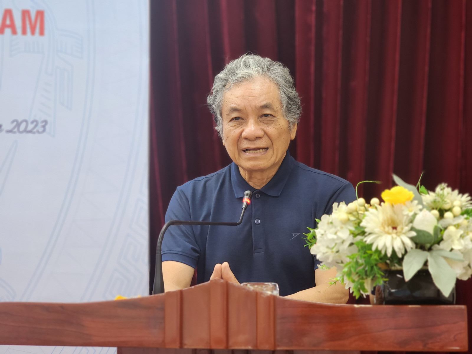 Trương Mạnh Tiến