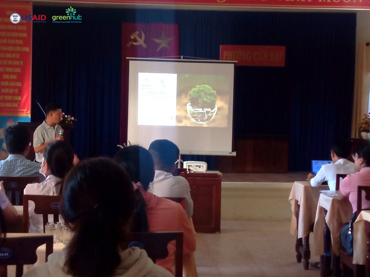 Hỏi đáp và thống nhất kế hoạch năm 2022 tại tập huấn giám sát rác thải biển Thành phố Hội An