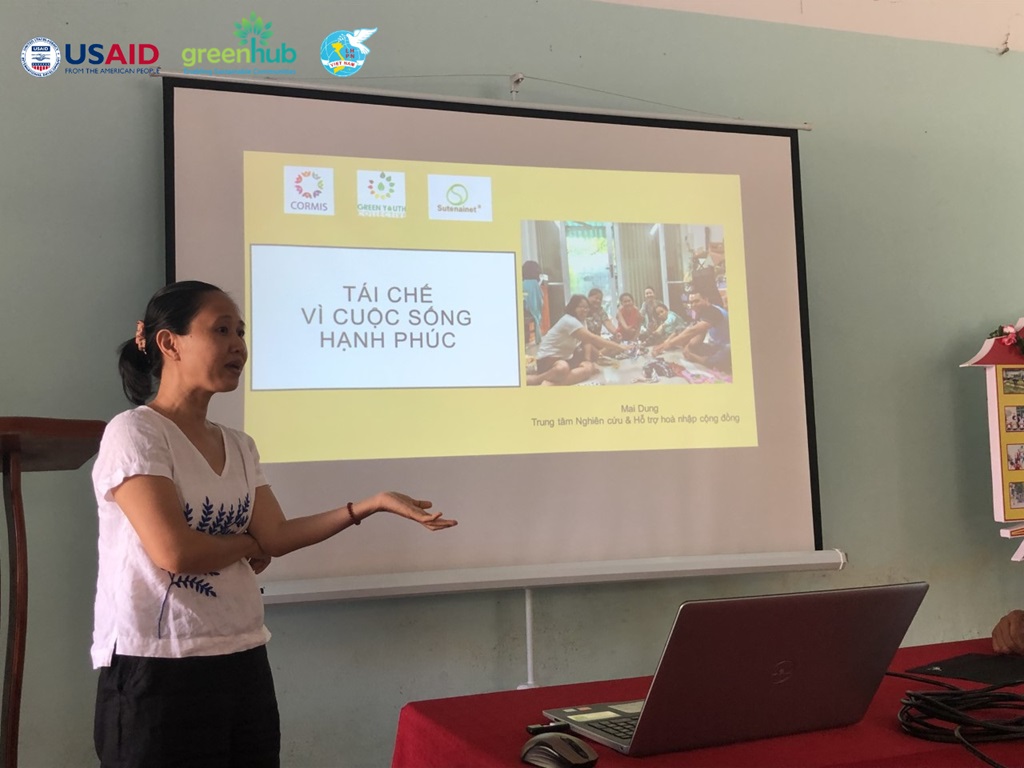 Tập huấn xây dựng mô hình tái chế rác thải nhựa, tạo sinh kế cho người yếu thế