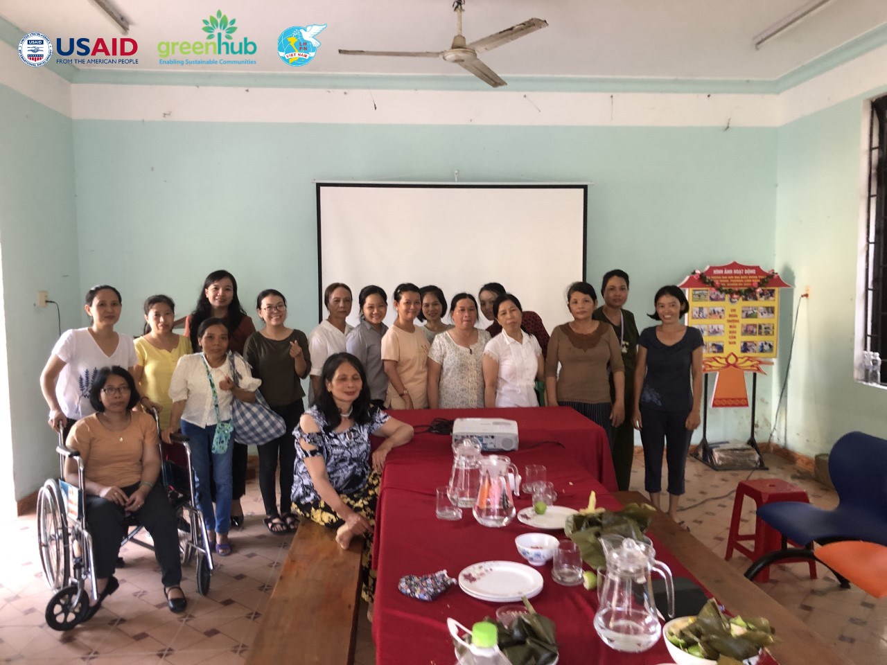 Tập huấn xây dựng mô hình tái chế rác thải nhựa, tạo sinh kế cho người yếu thế