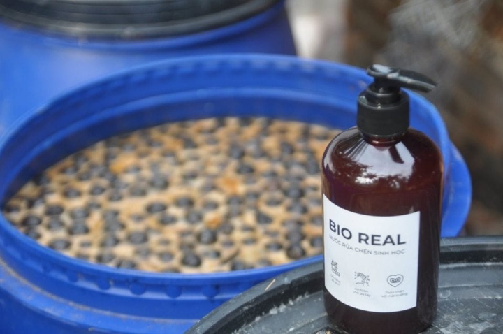 VỎ CAM TÁI SINH THÀNH NƯỚC RỬA BÁT