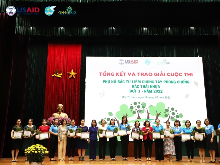 Mô hình phân loại, tái chế rác thải trên địa bàn quận Bắc Từ Liêm - Khi phụ nữ đi đầu trong hoạt động môi trường của địa phương