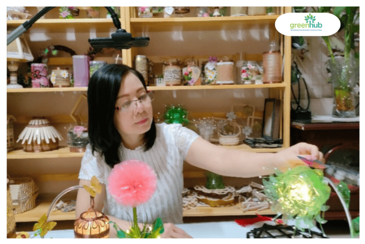 CON ĐƯỜNG TÁI CHẾ CỦA NGHỆ NHÂN XUÂN HOA