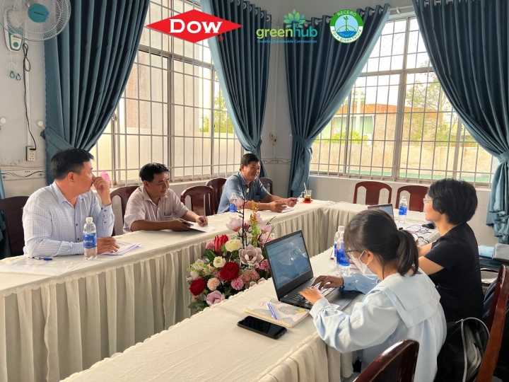 Đề xuất thí điểm tập kết và phân loại rác trên chợ nổi Cái Răng