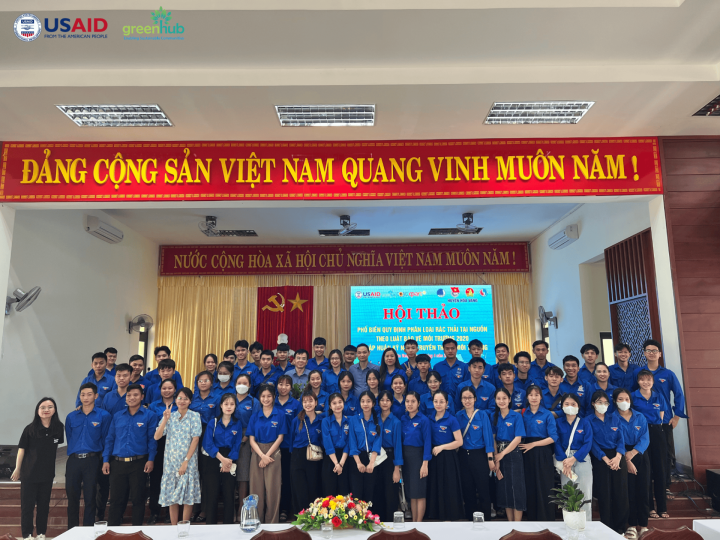 Cùng huyện Hòa Vang, thành phố Đà Nẵng chung tay giảm rác